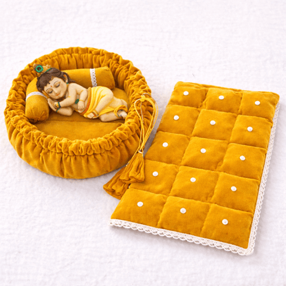 Round Velvet Bedding Set for Laddu Gopal ( Size - 0 to 5 )
